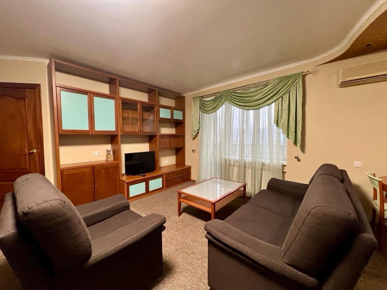 Apartment In The Center Of Kiev Exteriör bild